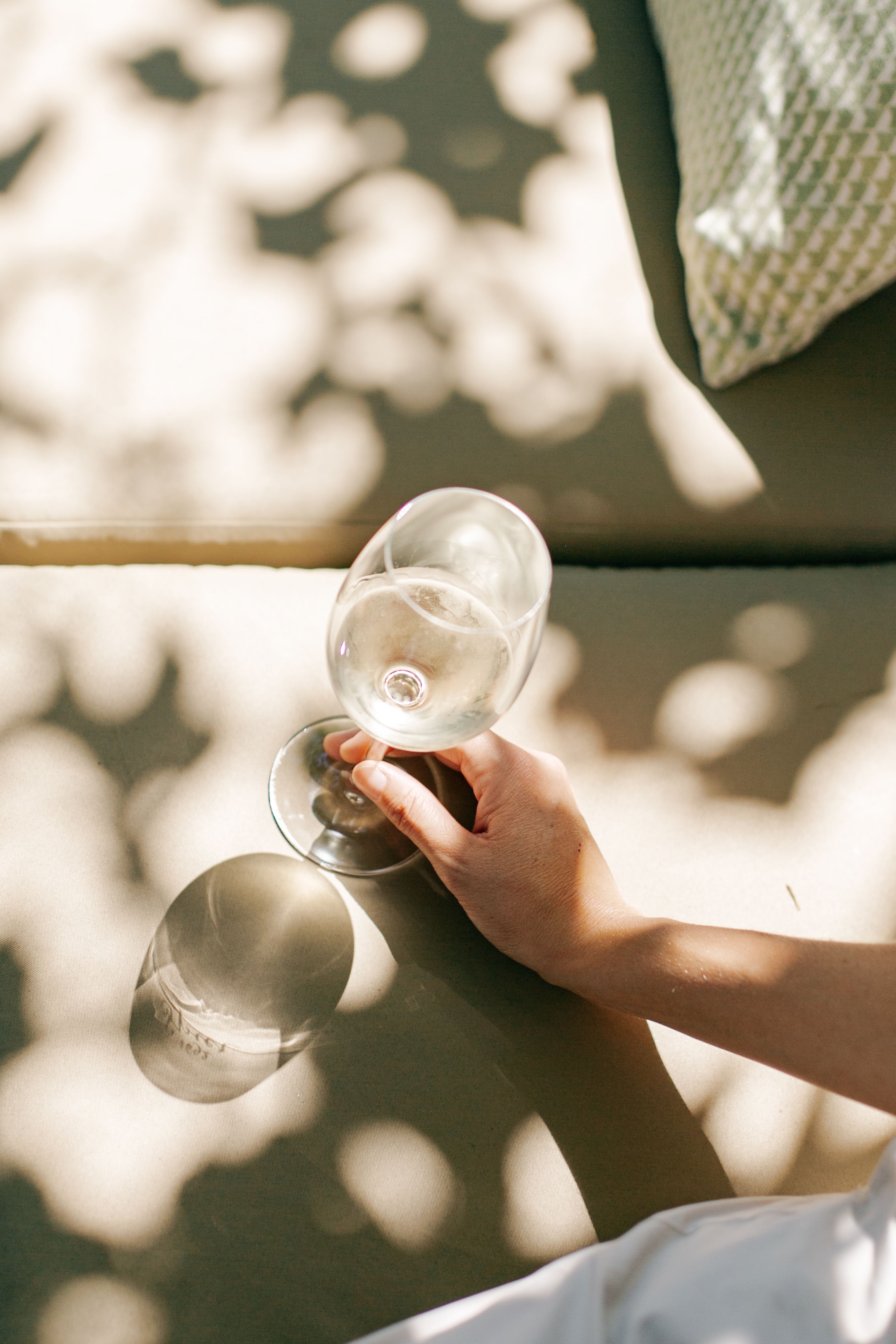 Spier-Lifestyle-White-Wine-5 (1) (1)